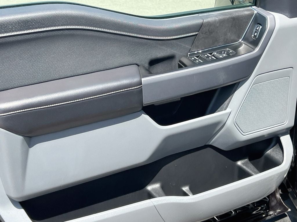 2025 Ford F-150 XLT - Photo 22