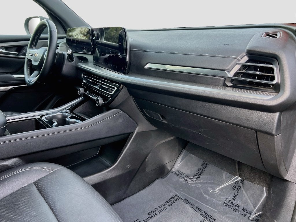 2025 Chevrolet Traverse LT - Photo 35