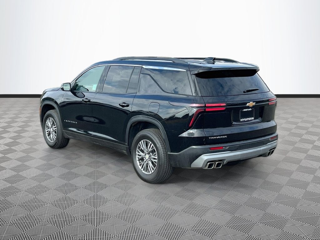 2025 Chevrolet Traverse LT - Photo 6