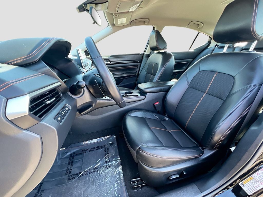 2021 Nissan Altima SR - Photo 23
