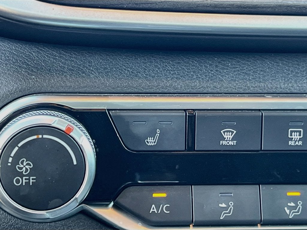 2023 Nissan Altima SV - Photo 20