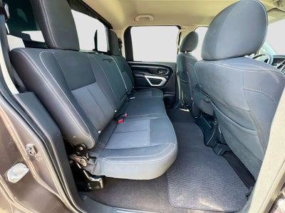 2017 Nissan Titan SV