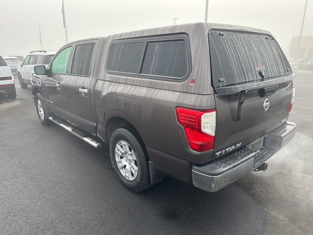 2017 Nissan Titan SV