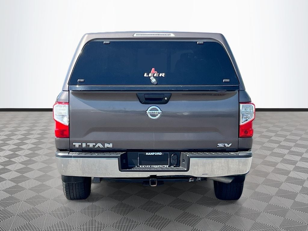 2017 Nissan Titan SV