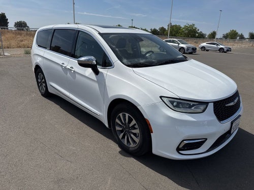 2023 Chrysler Pacifica Hybrid Limited