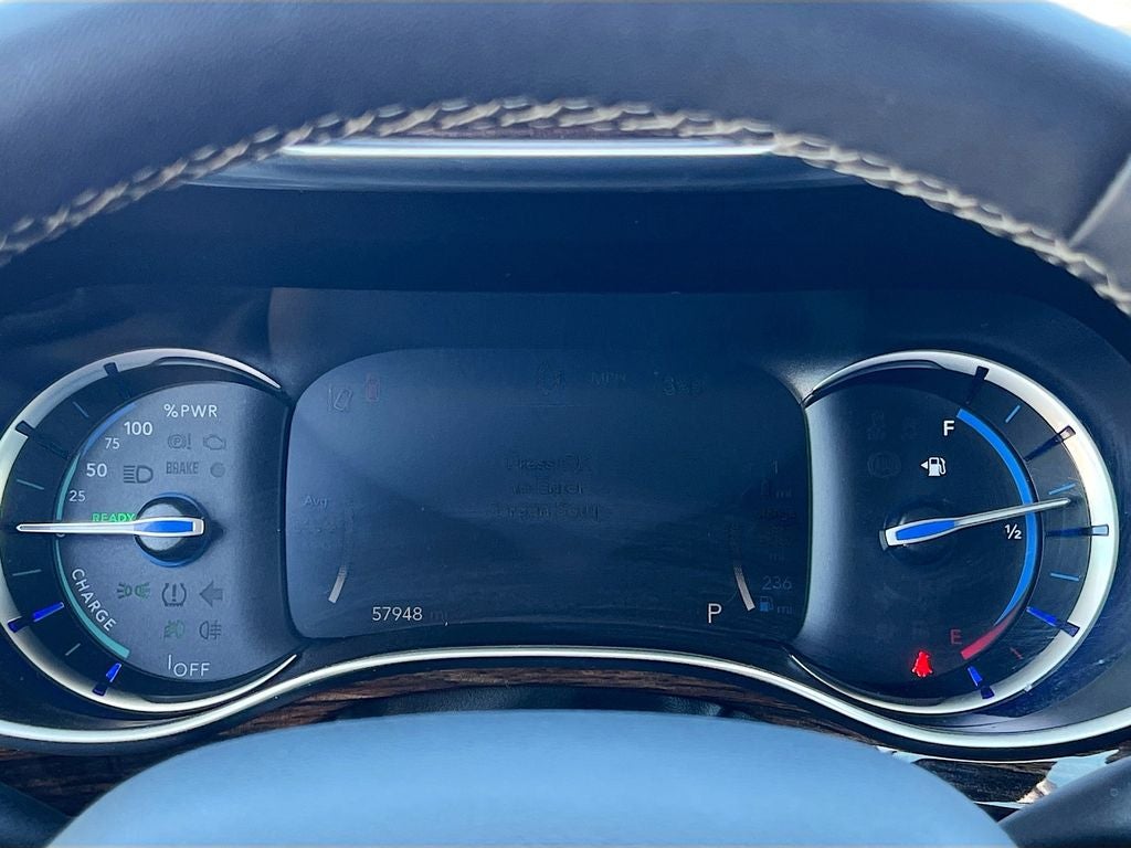 2023 Chrysler Pacifica Hybrid Limited - Photo 15