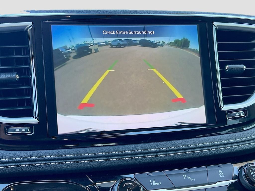 2023 Chrysler Pacifica Hybrid Limited - Photo 17