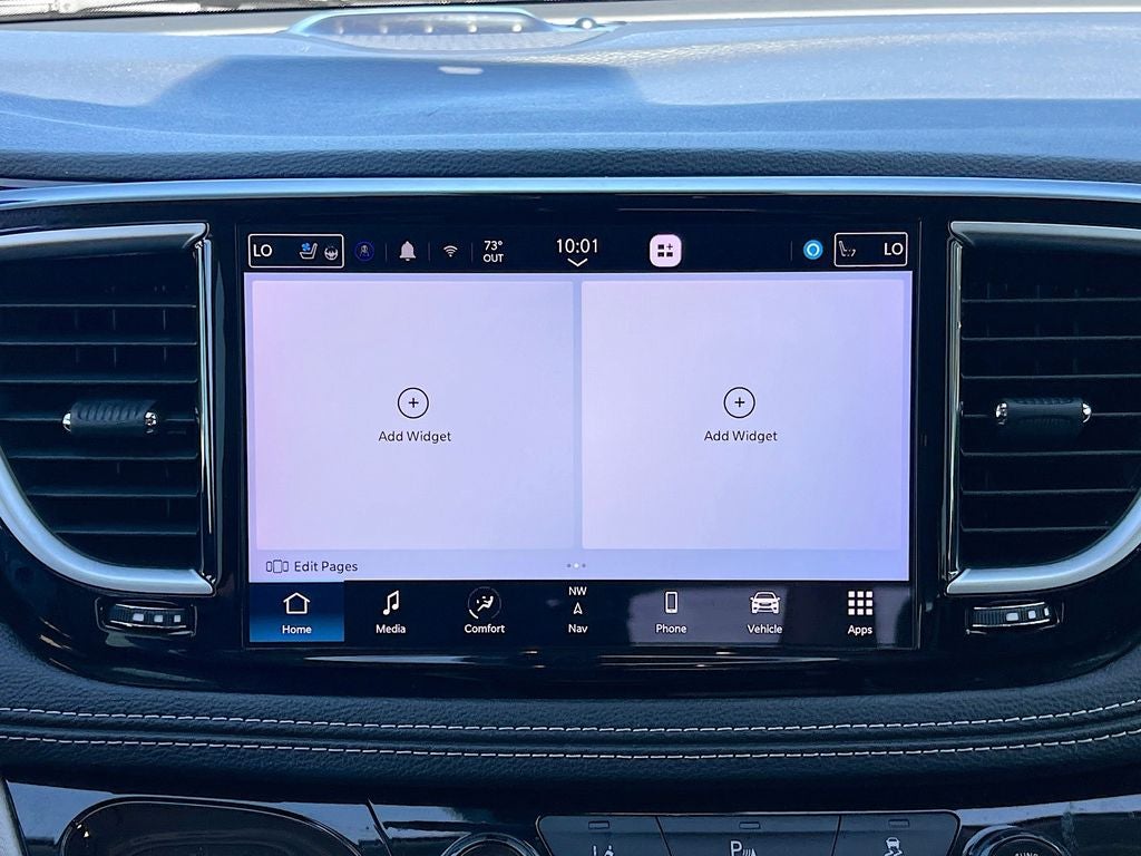 2023 Chrysler Pacifica Hybrid Limited - Photo 18