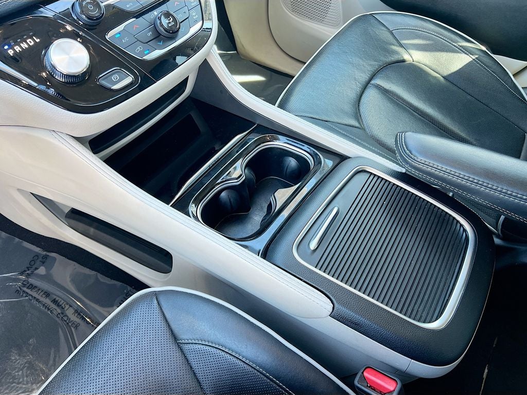 2023 Chrysler Pacifica Hybrid Limited - Photo 21