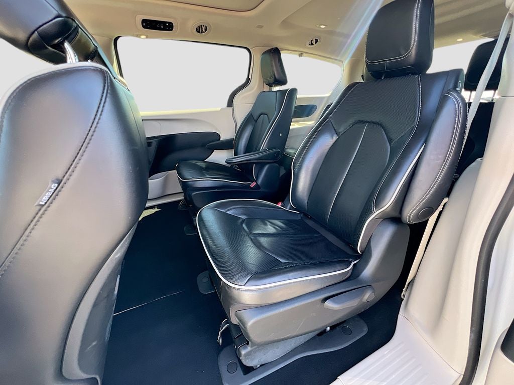 2023 Chrysler Pacifica Hybrid Limited - Photo 29