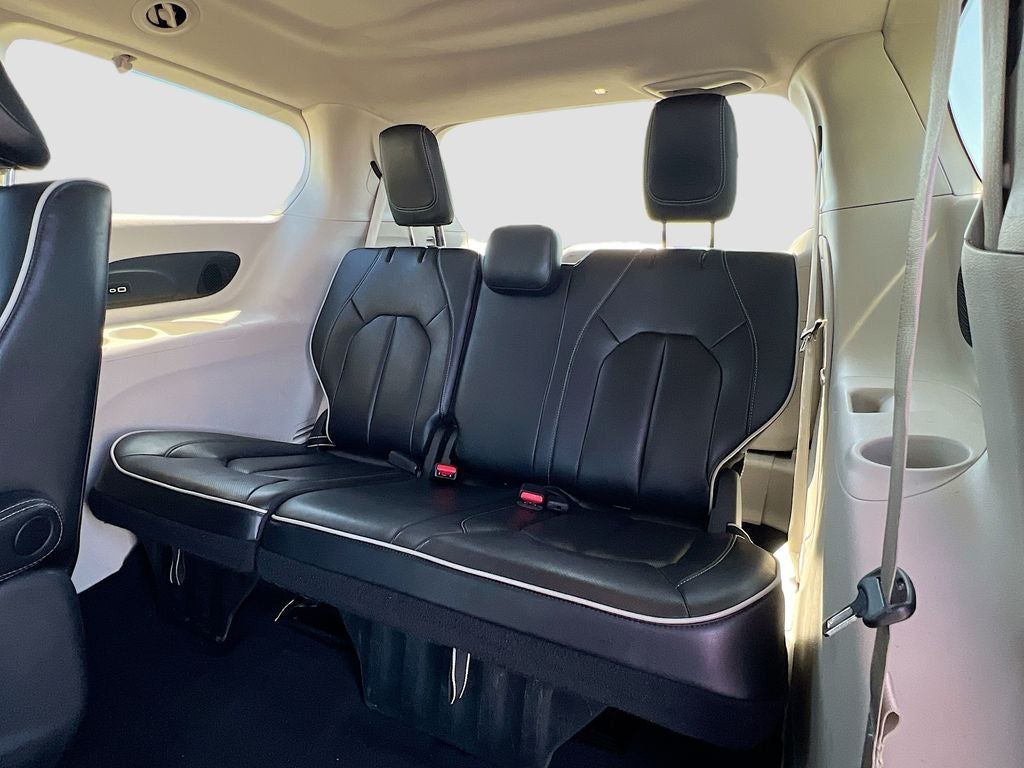 2023 Chrysler Pacifica Hybrid Limited - Photo 33