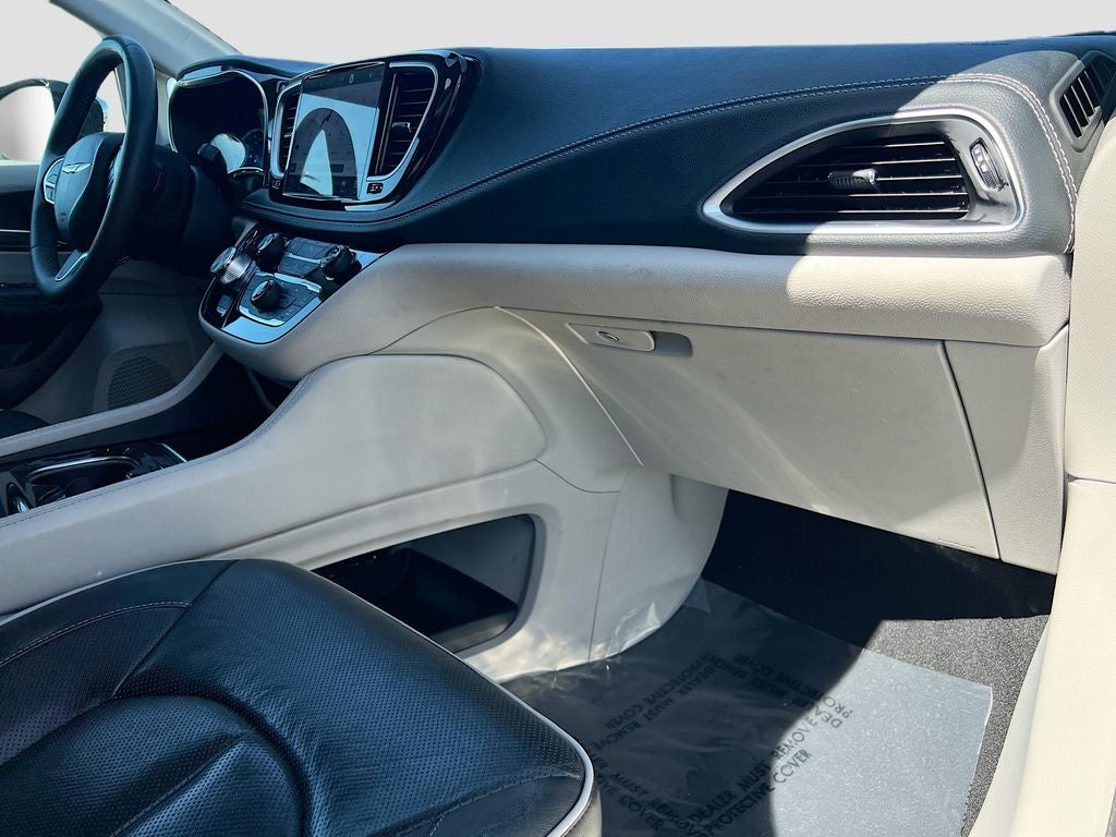 2023 Chrysler Pacifica Hybrid Limited - Photo 36