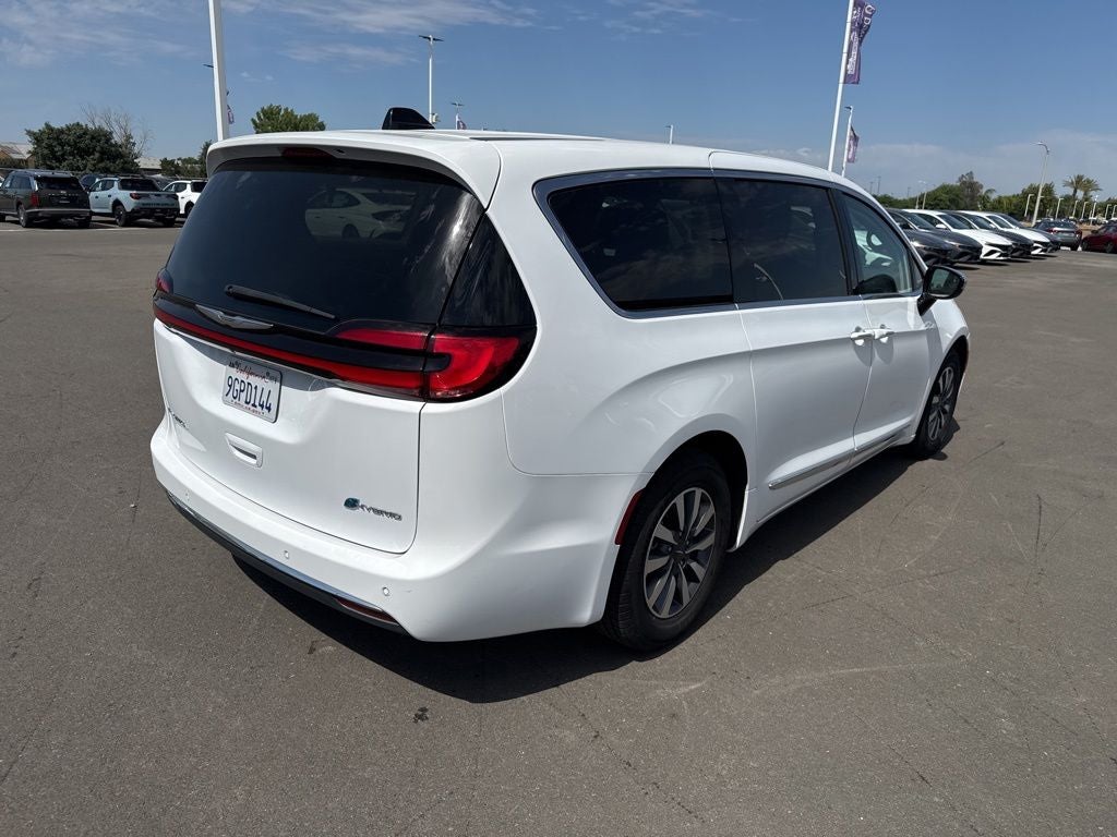 2023 Chrysler Pacifica Hybrid Limited