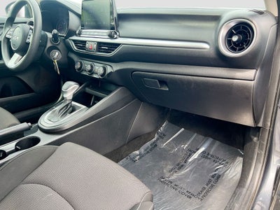 2023 Kia Forte LXS