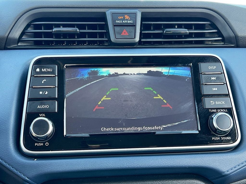 2025 Nissan Versa 1.6 SV