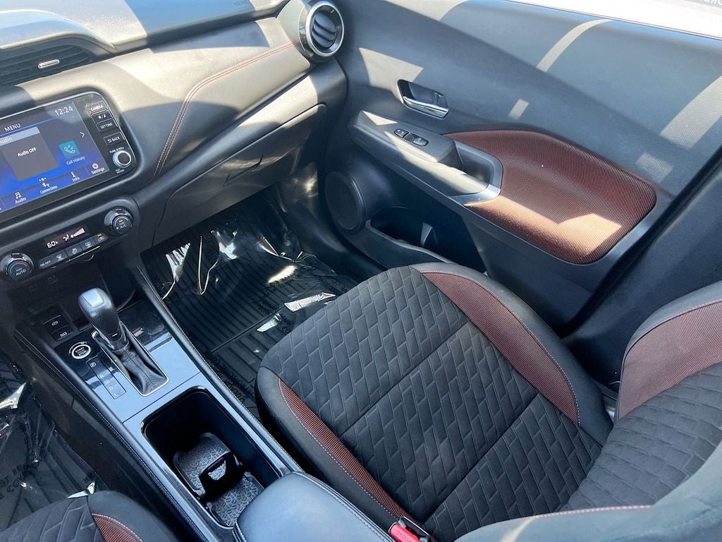 2021 Nissan Kicks SR