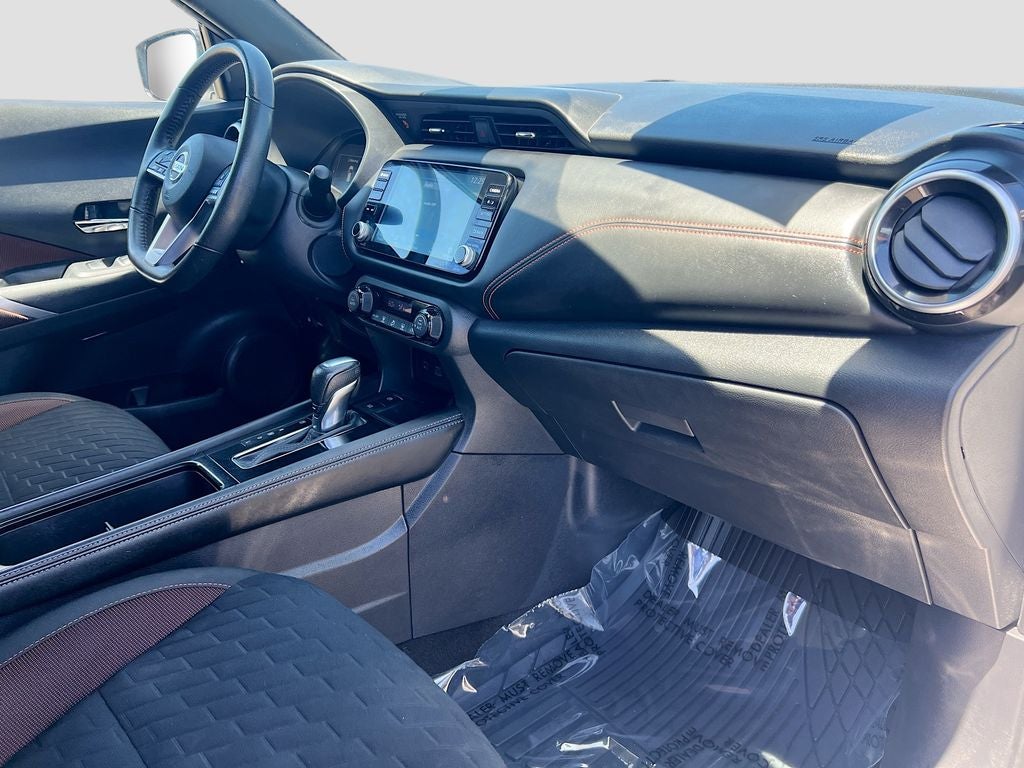 2021 Nissan Kicks SR