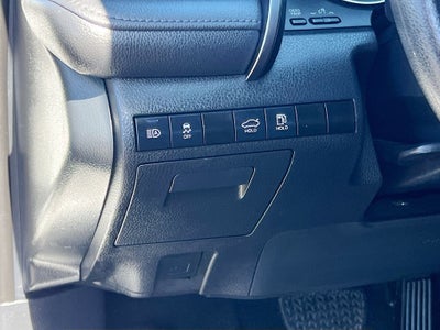 2023 Toyota Camry Hybrid LE