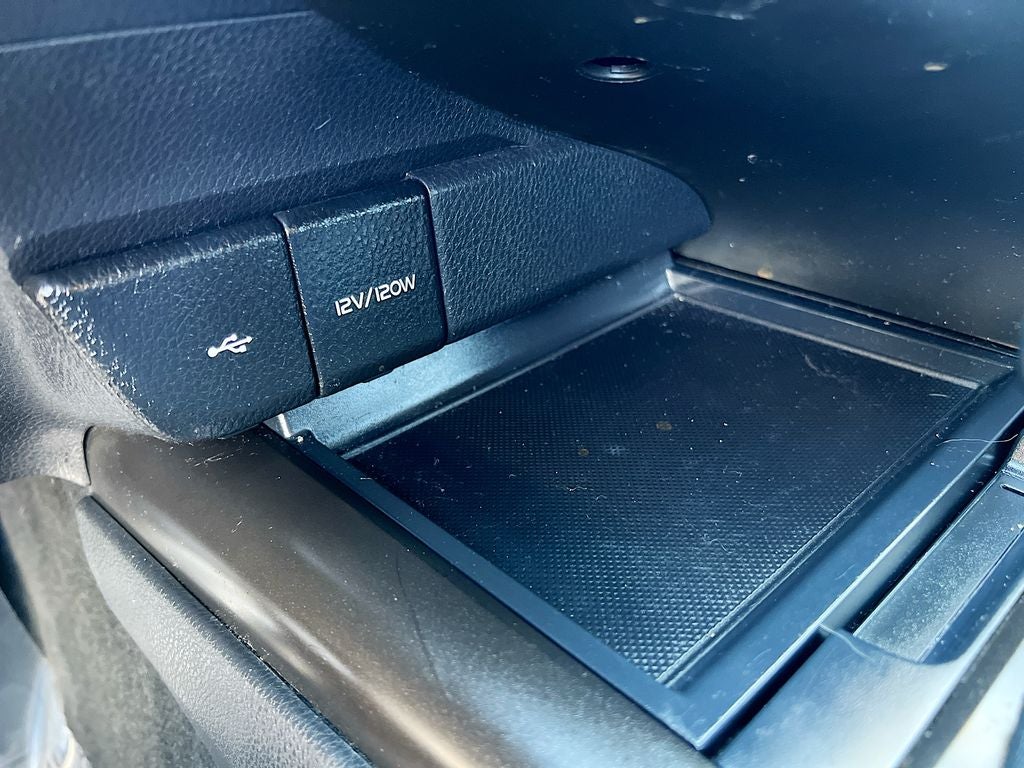 2023 Toyota Camry Hybrid LE