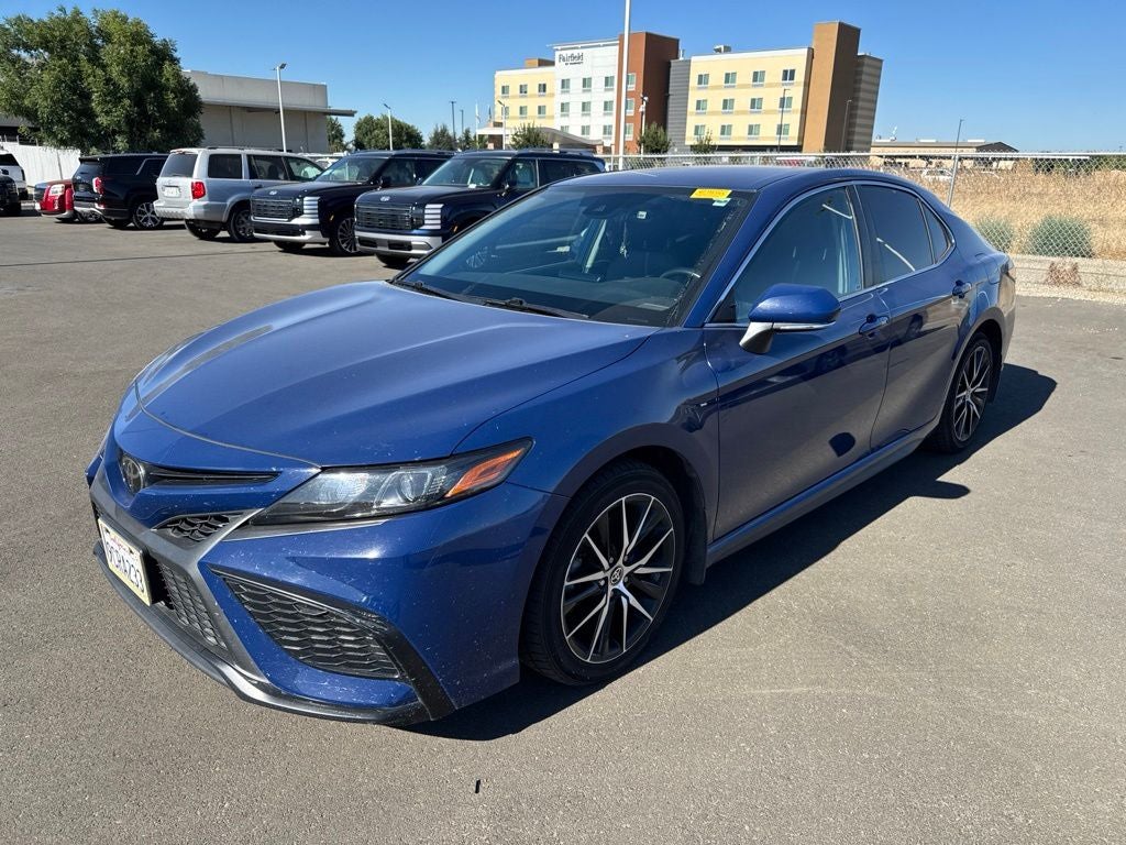 2023 Toyota Camry SE