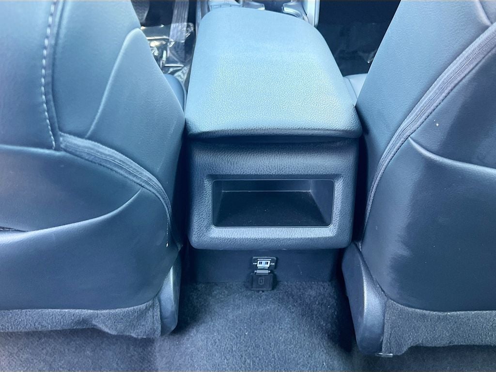 2024 Toyota Camry SE - Photo 27