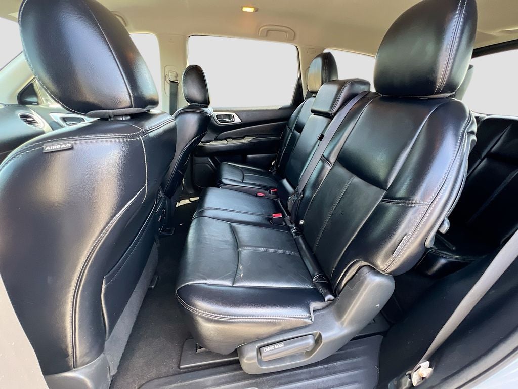 2020 Nissan Pathfinder SL