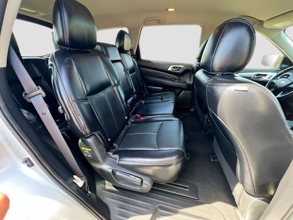 2020 Nissan Pathfinder SL