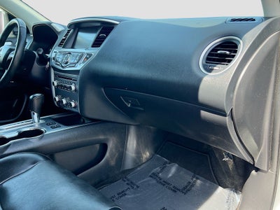 2020 Nissan Pathfinder SL