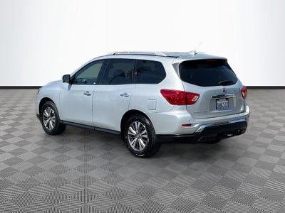 2020 Nissan Pathfinder SL