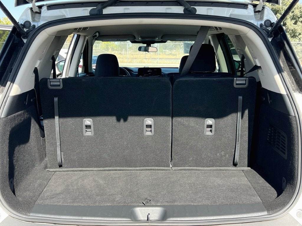 2023 Nissan Pathfinder S - Photo 29