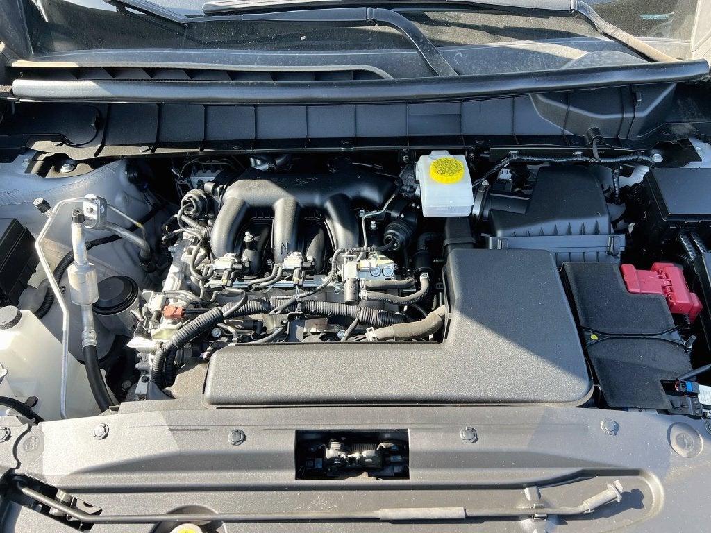 2023 Nissan Pathfinder S - Photo 34