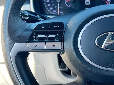 2022 Hyundai TUCSON SE