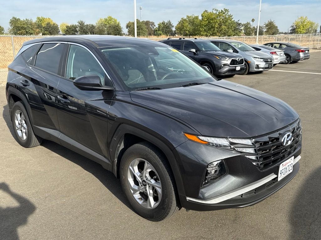 2023 Hyundai TUCSON SE