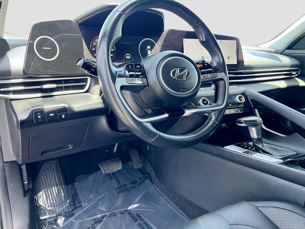 2022 Hyundai ELANTRA Limited