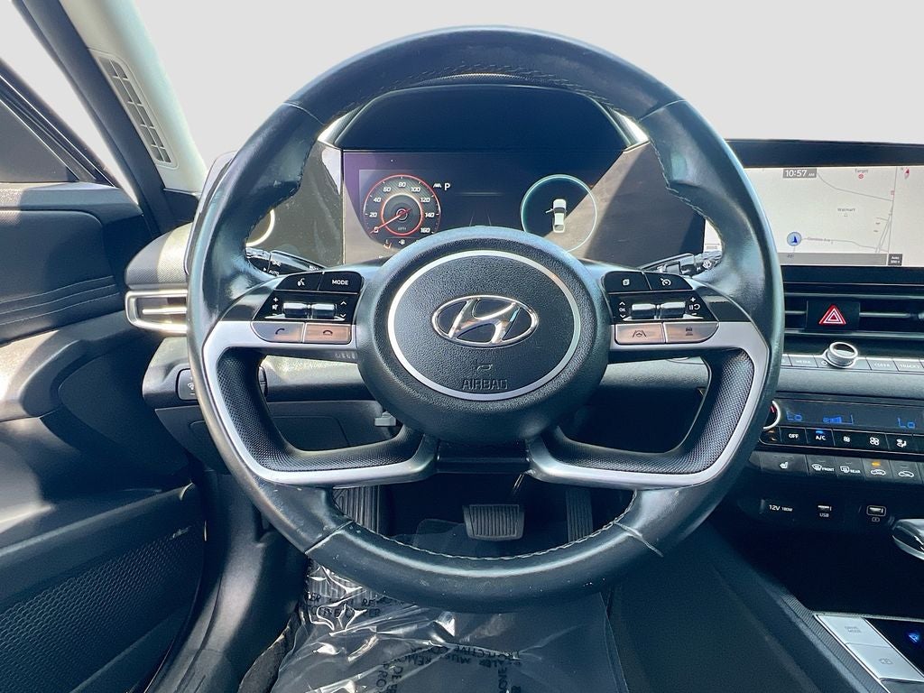2022 Hyundai ELANTRA Limited