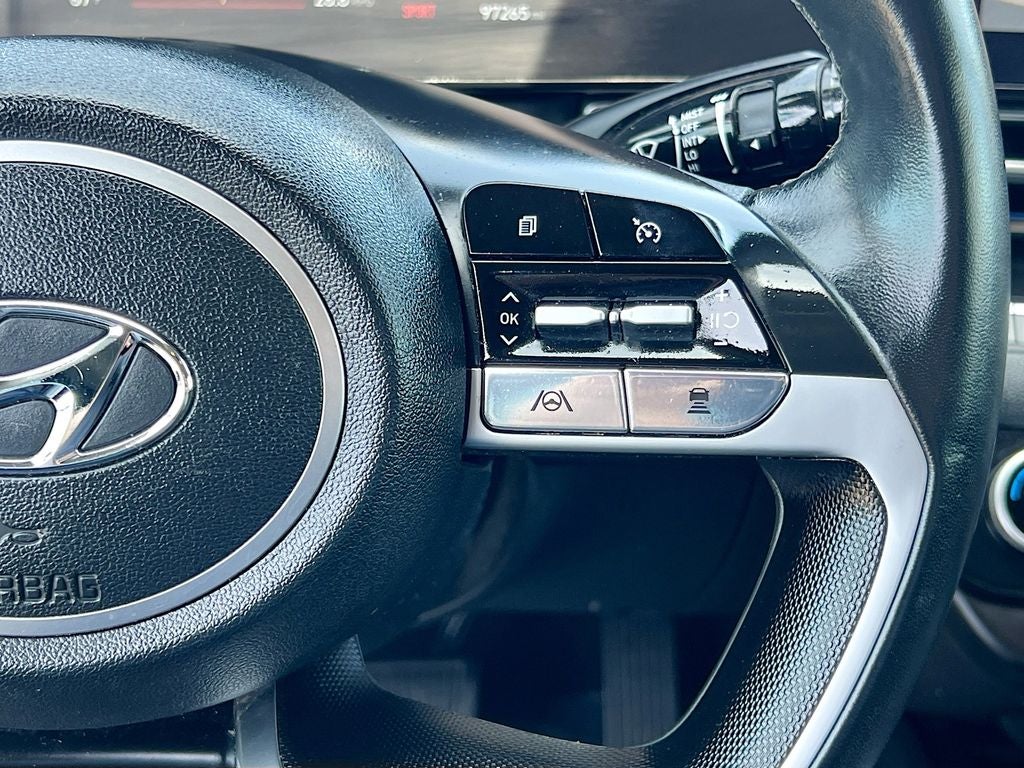2022 Hyundai ELANTRA Limited