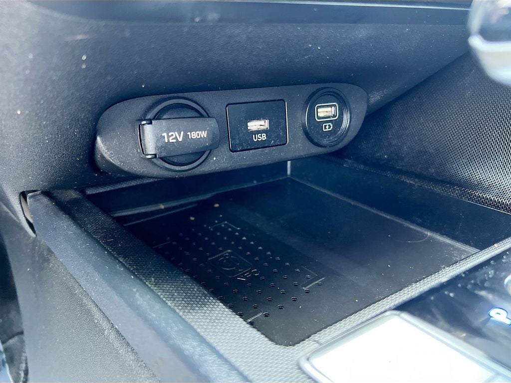 2022 Hyundai ELANTRA Limited