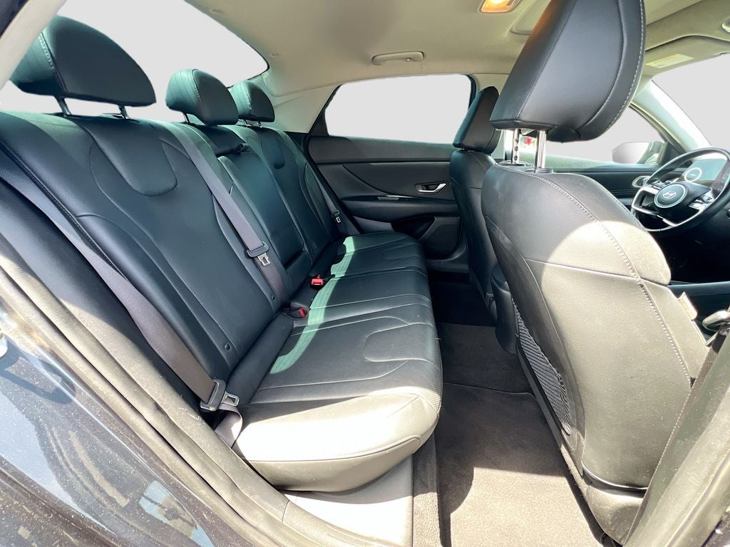 2022 Hyundai ELANTRA Limited