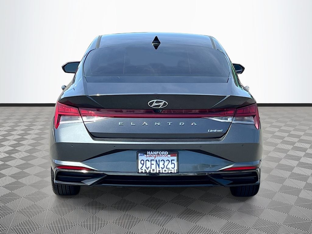 2022 Hyundai ELANTRA Limited