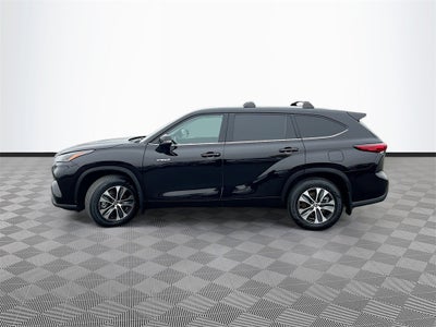 2021 Toyota Highlander Hybrid XLE