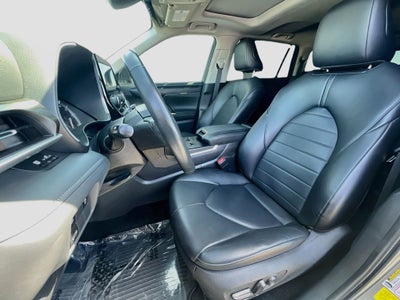 2023 Toyota Highlander XLE