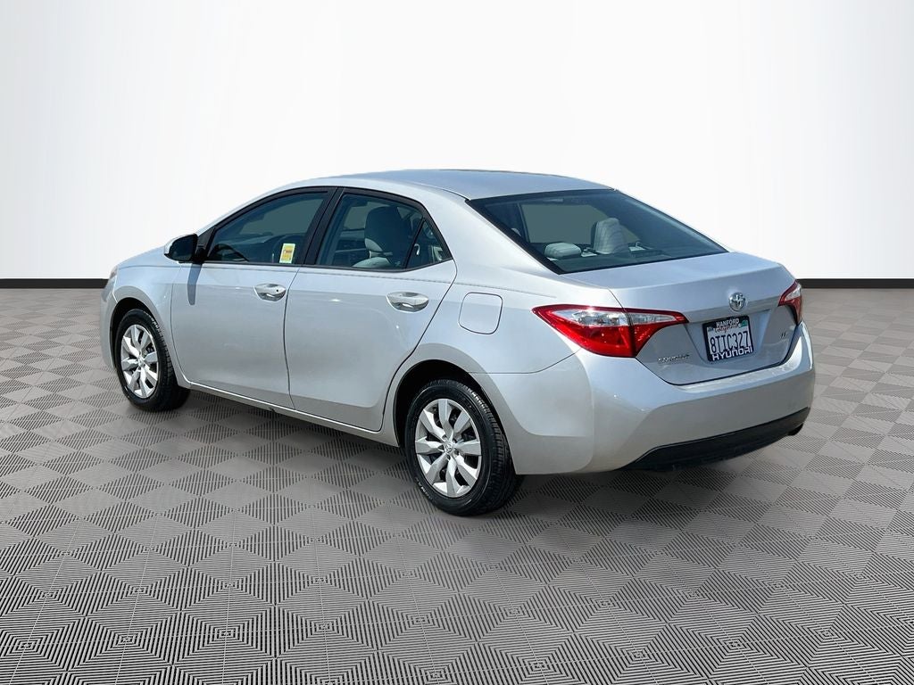 2016 Toyota Corolla LE - Photo 6