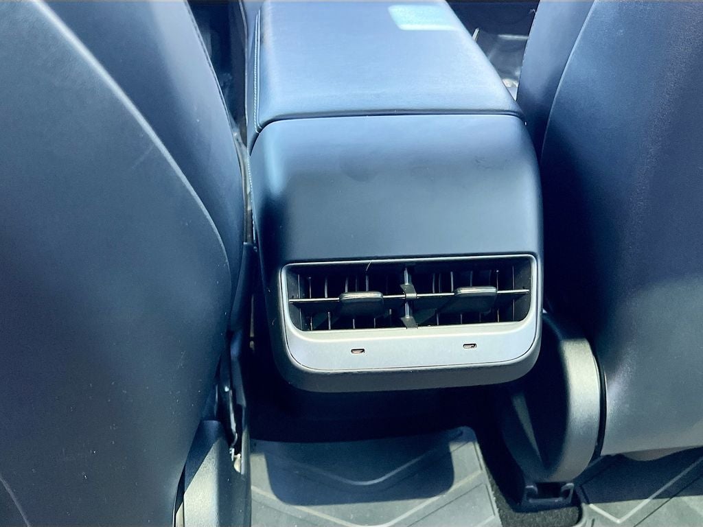 2022 Tesla Model 3 Base