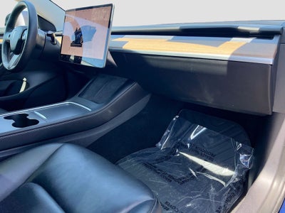2022 Tesla Model 3 Base
