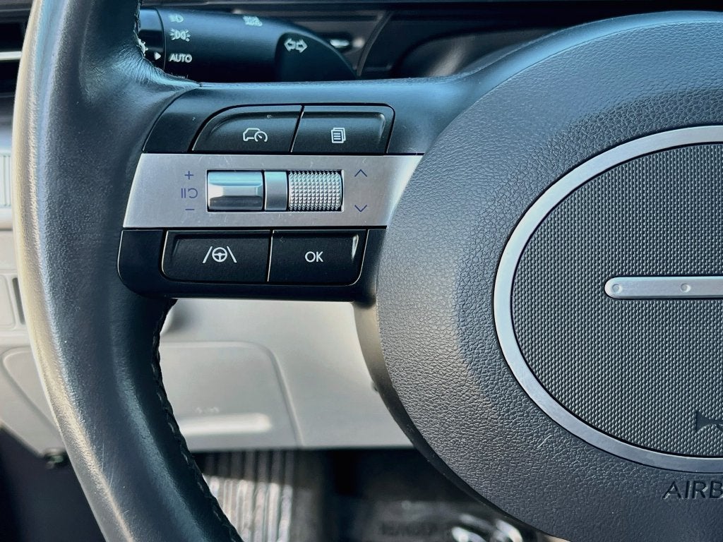 2025 Hyundai Kona SEL - Photo 13