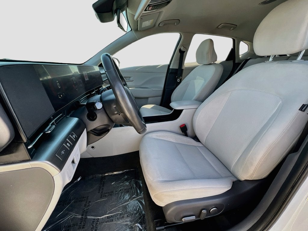 2025 Hyundai Kona SEL - Photo 23