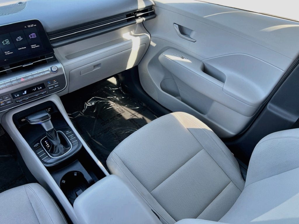 2025 Hyundai Kona SEL - Photo 25