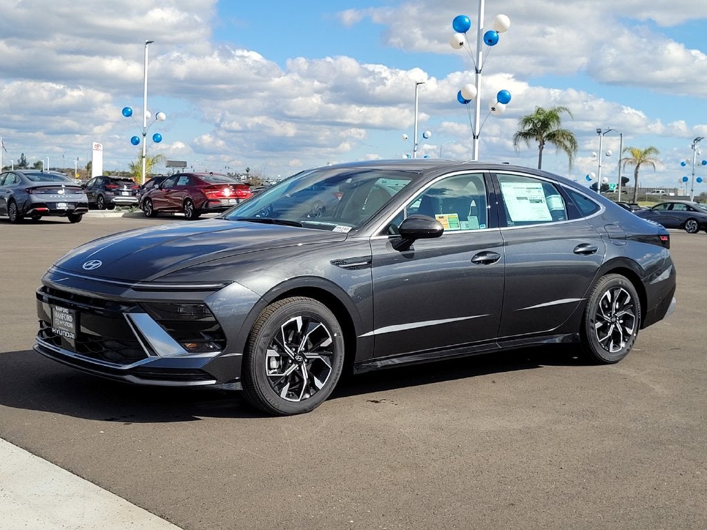 2025 Hyundai SONATA SEL