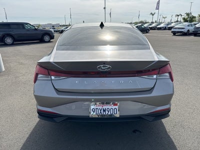 2023 Hyundai ELANTRA SEL