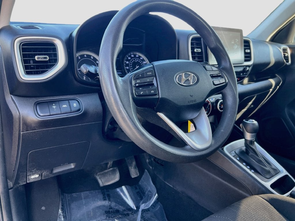 2021 Hyundai VENUE SE